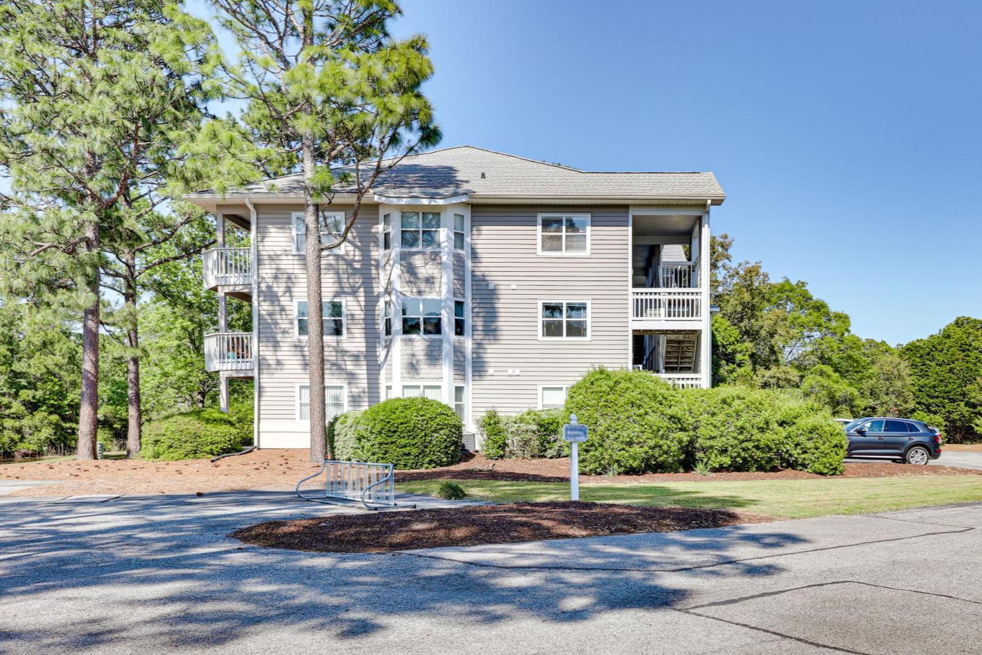 Southport Resort Condo With Deck And Pool Access Exterior photo