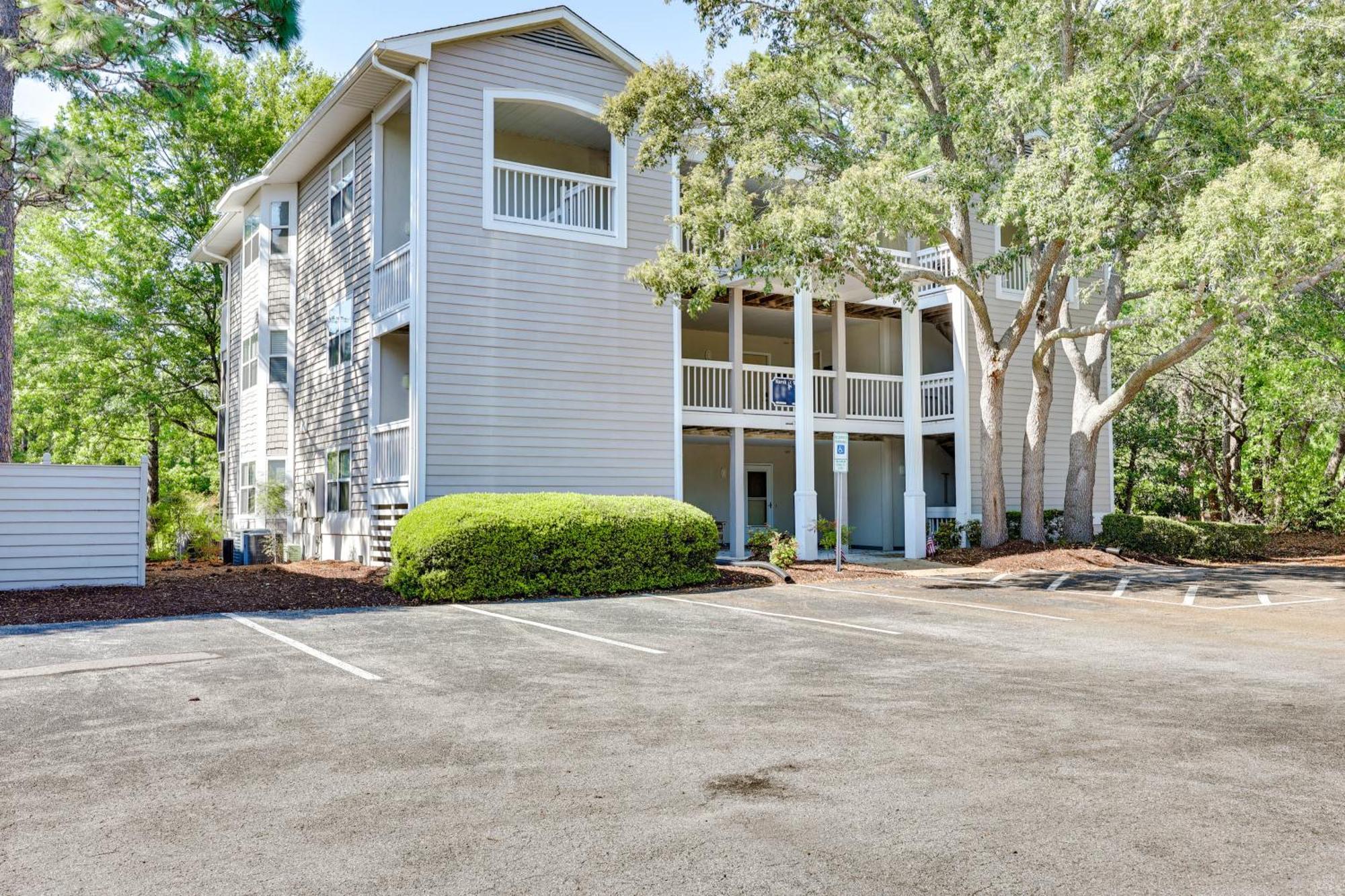 Southport Resort Condo With Deck And Pool Access Exterior photo